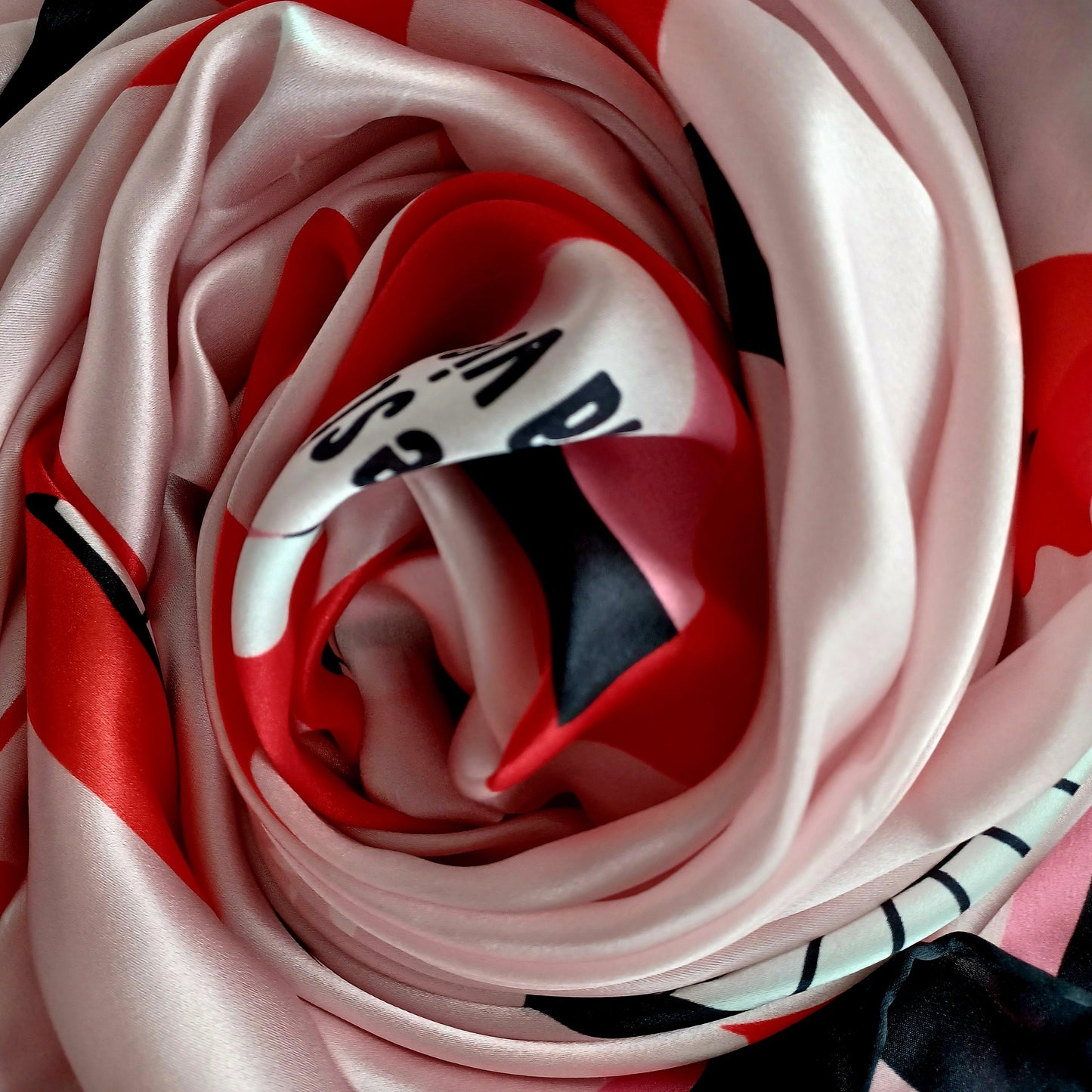 Medusa Pink & Red Lips and Black Snakes design scrunched up close